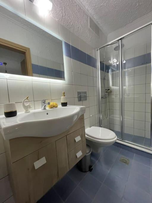 Argo Downtown Apartment Kálymnos エクステリア 写真